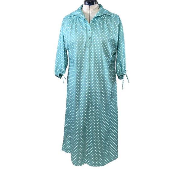 RS 70s Vintage Sea Green and White Polka Dot Polyester Knit Shirt Dress with Col - Picture 3 of 5